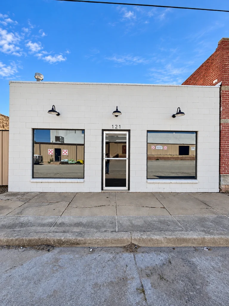 Home Front elevation of the 1,250-square-foot commercial building for sale at 121 E. Madison, Crescent, Oklahoma.